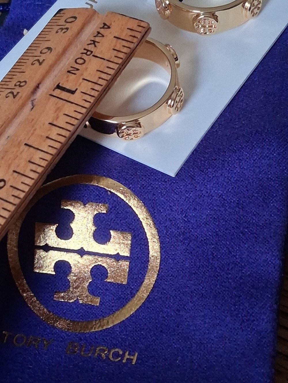 Tory Burch Miller Stud Hoops With Encircled Double T Logo NWOT - Picture 9 of 9